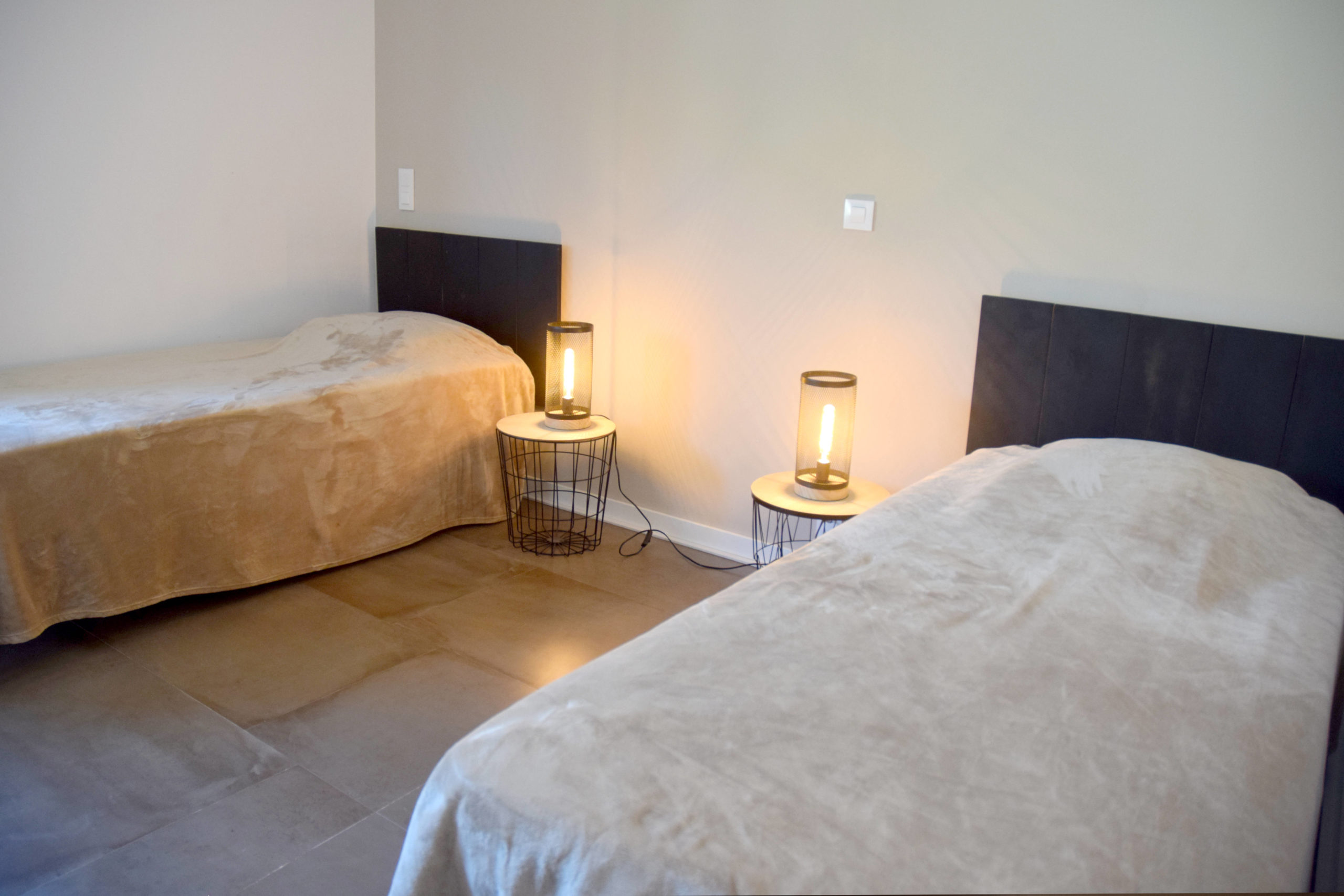 villa à louer vacances aubrac roses palau saverdera chambre 2