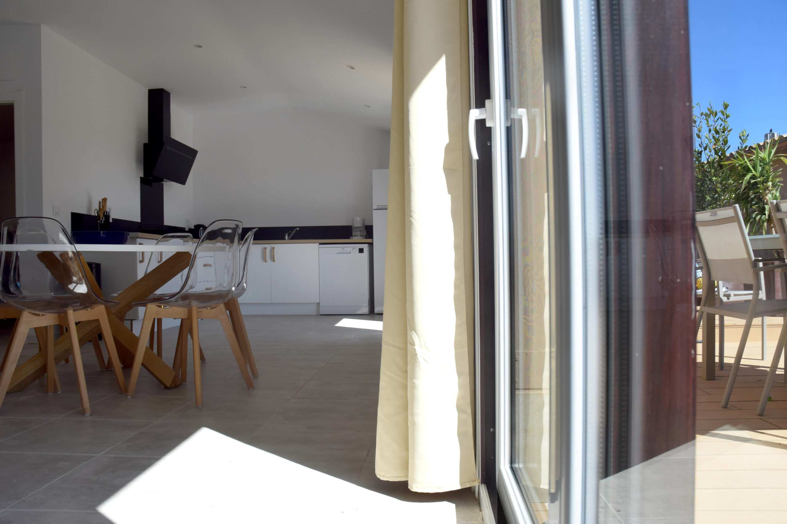 location vacances levezou roses palau