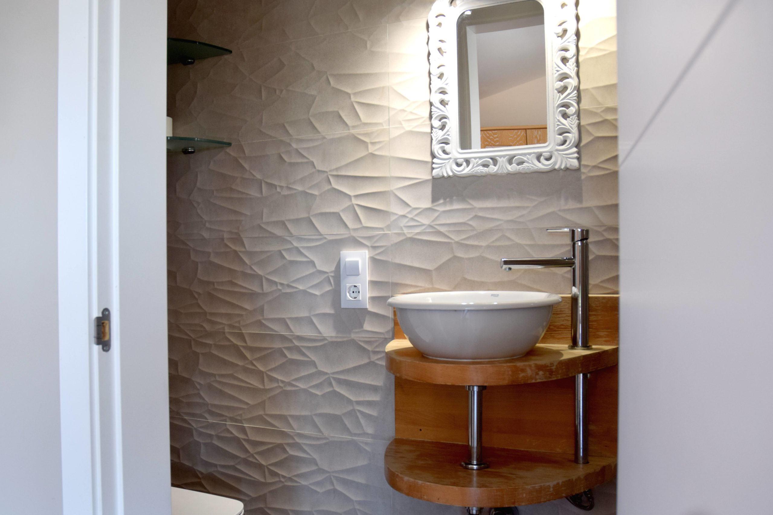 location villa vacances aubrac roses palau saverdera toilette